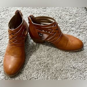 Womens size 8 ankle boots